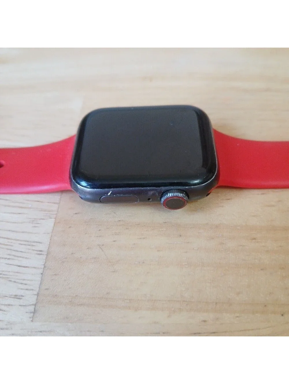 Apple Watch SE 2nd Gen 44mm GPS + Cellular Aluminum Case Red Band